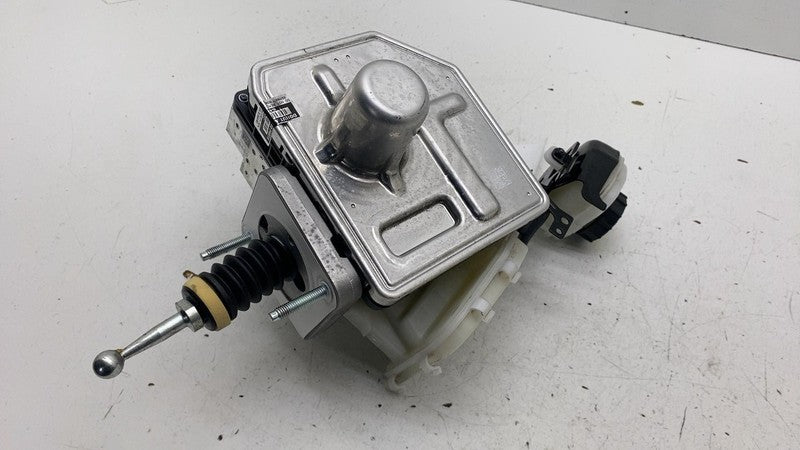 32281728 ⭕ 21-23 Polestar 2 Power Brake Booster Master Cylinder & ABS Module OEM 32333275