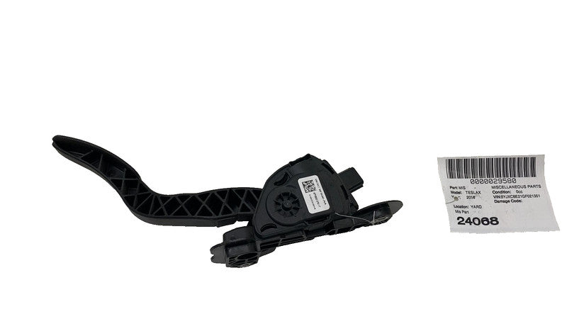 ⭕ 2016-2020 Tesla Model X Accelerator Throttle Pedal Assembly BE5C9F83