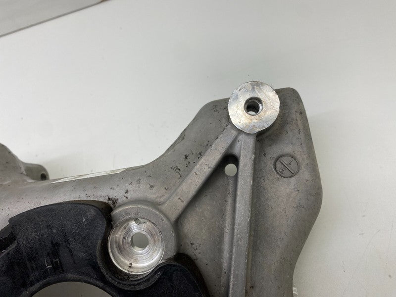 104437100D ⭕ 17-23 Model 3 Y Front Driver Side Upper Strut Mount Bracket Left 1044371-00-D