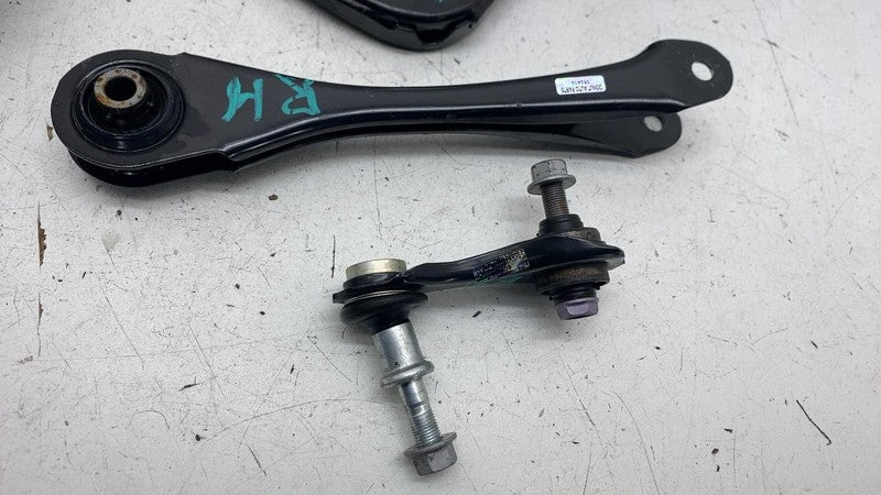 ⭕ 23-24 Toyota Prius Rear Right Spindle Knuckle w/ Wheel Hub & Control