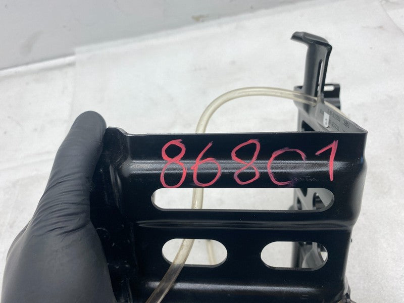 1119121-00-C ⭕ 17-23 Model 3 M3 12V Battery Tray Holder Bracket Support Tie Hook 1119121-00-C