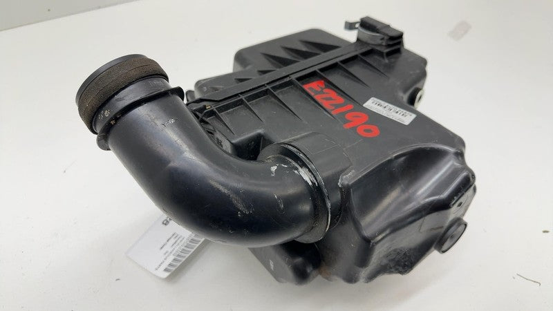 1781237040 ⭕ 2018-2022 Toyota C-HR 2.0L Air Cleaner Intake Filter Housing Box 17812-37040