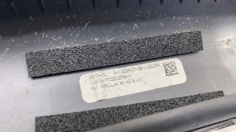 PT00015998 H ⭕ 22-24 R1T R1S Front Right Exterior A-Pillar Trim Applique Molding PT00015998-H