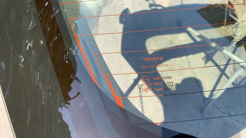 ⭕ 2018-2022 Toyota CHR Rear Trunk Lid Liftgate Tailgate Panel Assembly Silver