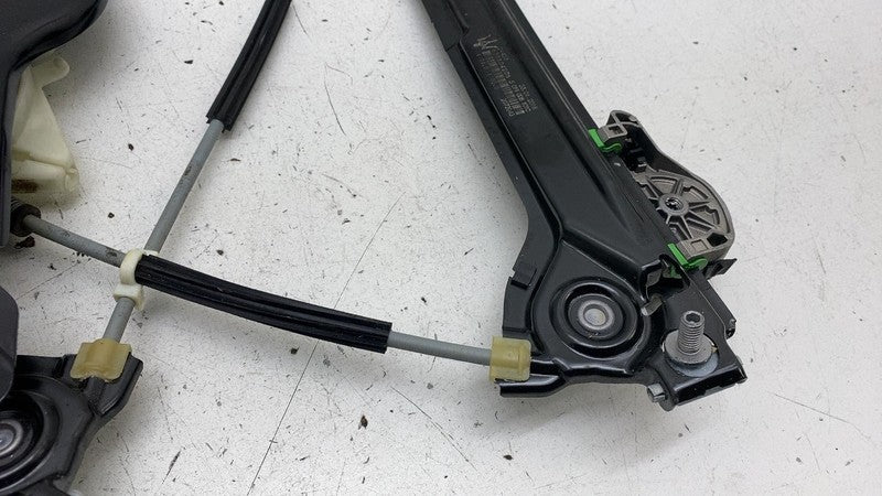 ⭕ 2017-2020 Maserati Levante Rear Left Side Door Window Regulator LH 6