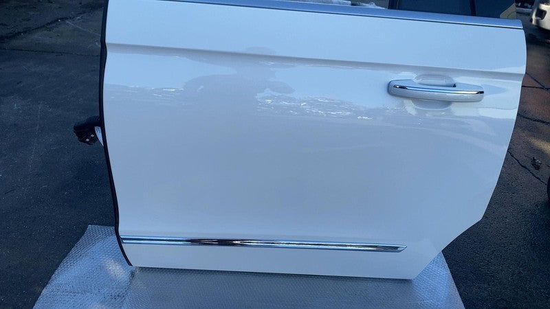 ⭕ 2018-2021 Lincoln Navigator Rear Driver Side Door Shell Panel White 