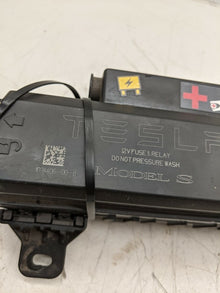 ⭕ 16-20 Model S Front Engine Bay Underhood Fuse Relay Junction Box 1034405-00-D