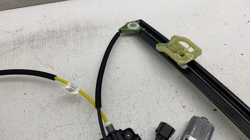 ⭕2022-2024 Rivian R1T R1S Front Right Door Window Motor & Regulator PT