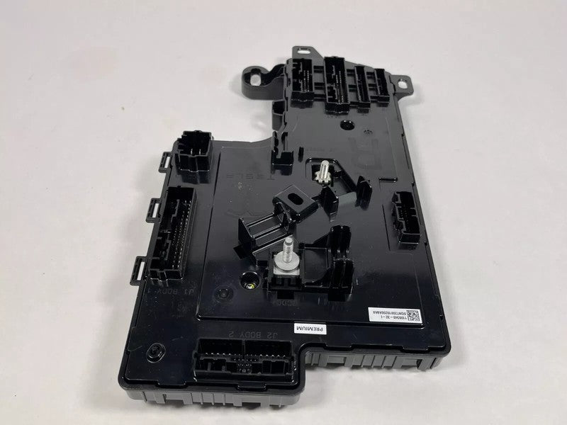 ⭕ 17-20 Tesla Model 3 Right Low Voltage Electronic Control Module 1100