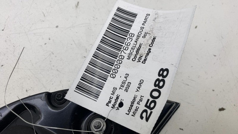 ⭕ 2017-2023 Model 3 Rear Right Inner Taillight LED Tail Lamp 3-Pin 107