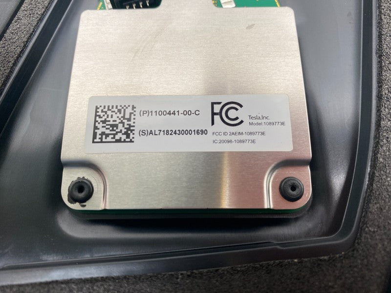 1100441 00 C ⭕17-23 Model 3 Right B-Pillar Applique Glass Trim Molding w/ Camera 1100441-00-C