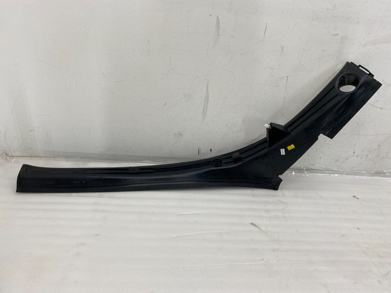 ⭕ 2016-2020 Tesla Model X Rear Passenger Side Trunk Liftgate Trough Trim Right