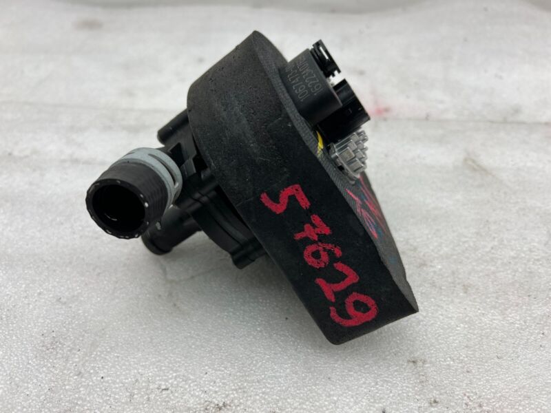 2012-2020 Tesla Model S Coolant Water Pump Assembly Foam Isolated 1067473-00-G
