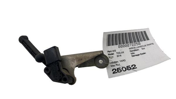 ⭕ 12-20 Model S X Front Right Air Suspension Height Level Sensor RH 1027946-00-A