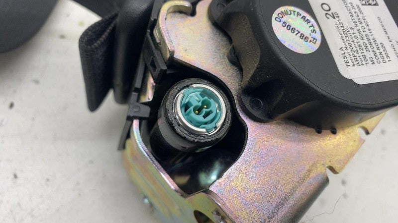 ⭕ 17-23 Tesla Model 3 Rear Left or Right 2nd Row Seatbelt Retractor 10