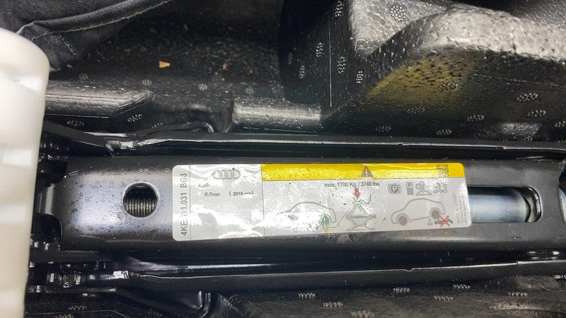 4KE863362B ⭕2019-2023 Audi e-Tron Front Trunk Frunk Storage Compartment Tray Box 4KE863362B