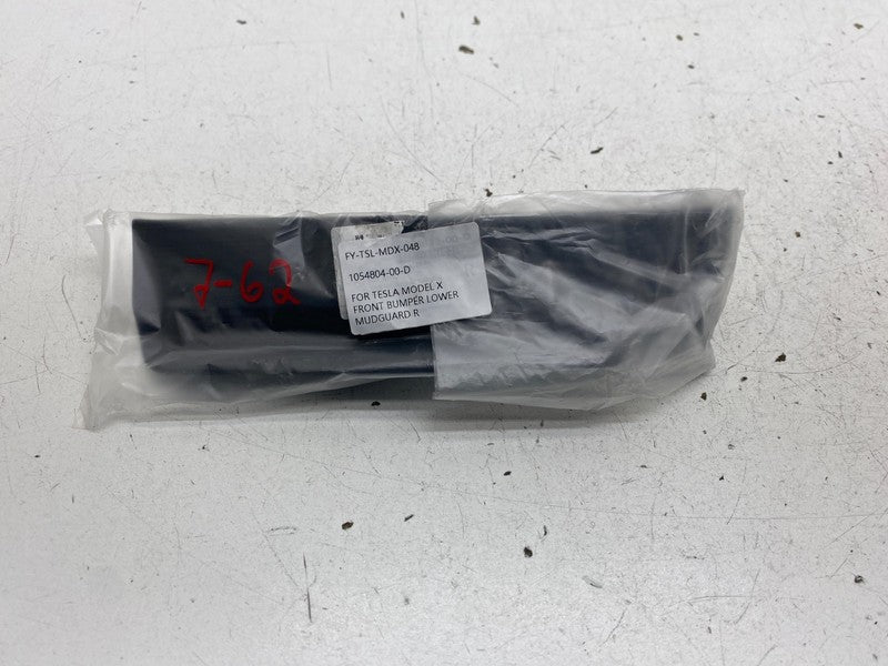 1054804 00 D 16-20 Tesla Model X Front Right Bumper Lower Wheel Fairing Mudguard 1054804-00-D