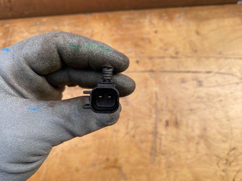 103779600C ⭕ 16-20 Model X Rear Left or Right Anti-Lock ABS Wheel Speed Sensor 1037796-00-C