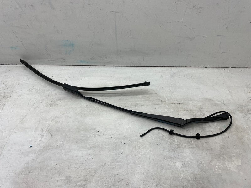 ⭕ 17-22 Tesla Model 3 Front Driver Windshield Wiper Arm and Blade Left 1076730