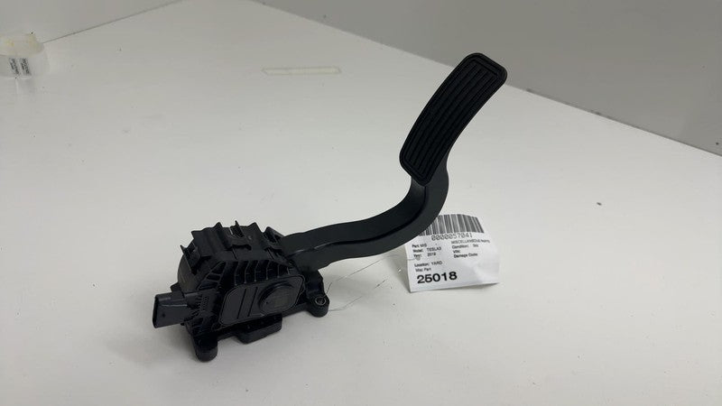 ⭕ 2017-2023 Tesla Model 3 Front Driver Accelerator Gas Pedal Throttle Sensor Pad