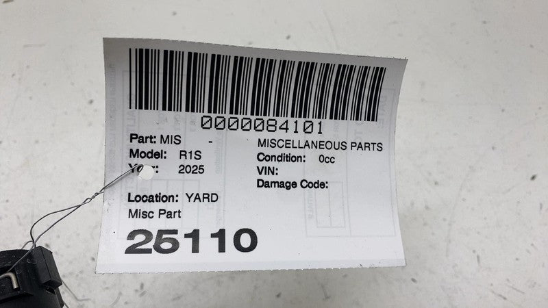 PT00684210-C ⭕ 2022-2025 Rivian R1S Front Drive Unit Coolant Water Hose Tube OEM PT00684210-C