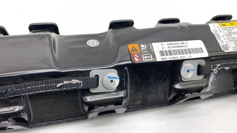100525900E 2012-2015 Tesla Model S MS Front Driver Side Knee Safety Airbag Module Left Assy