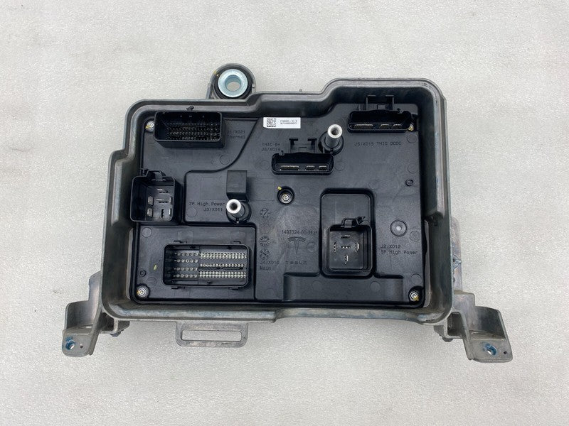 158399110D ⭕ 21-23 Tesla Model 3 Y Front Vehicle Electronic Controller Module 1583991-10-D