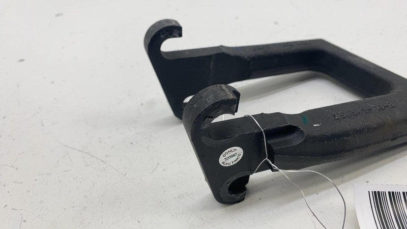 ⭕ 2024 Tesla Cybertruck Front Right Side Subframe Recovery Tow Hook 12