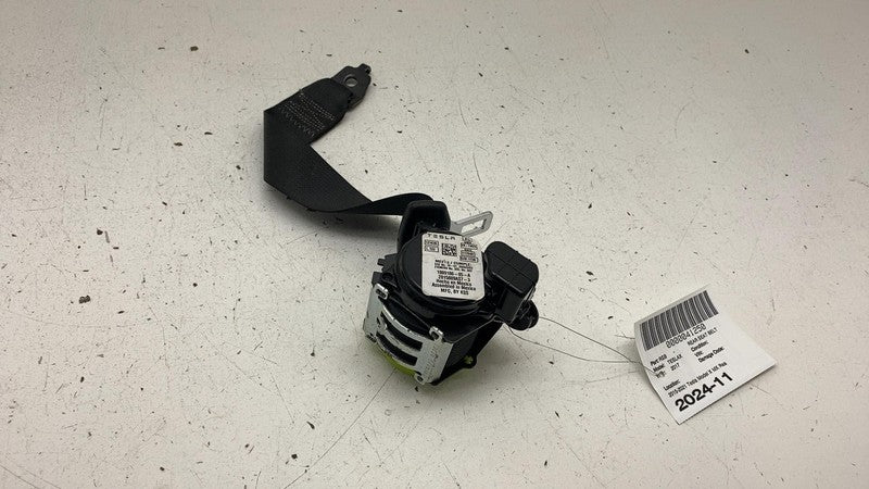 1089186-05-A 16-20 Model X Rear 2nd Row Seat Left or Right Seat Belt & Retractor 1089186-05-A