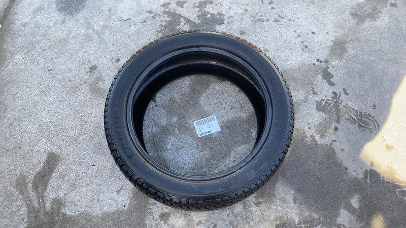 ⭕ Michelin Cross Climate 245/45R19 Tire