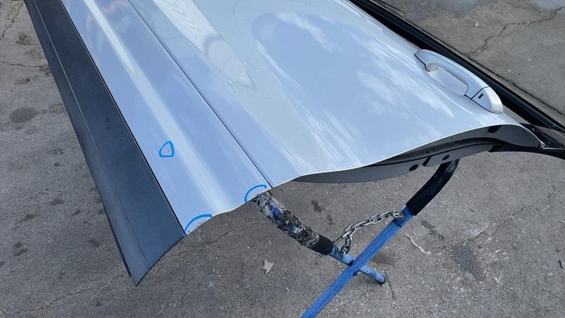 2011-2018 Porsche Cayenne Front Driver Side Door Shell Panel Left Silver - LX7W