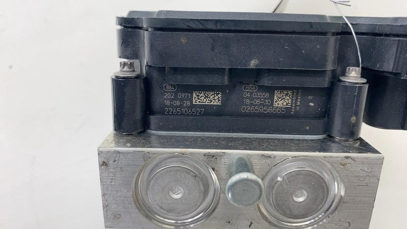 ⭕ 17-23 Tesla Model 3 Anti-Lock Brake System ABS Pump Module Unit 1044