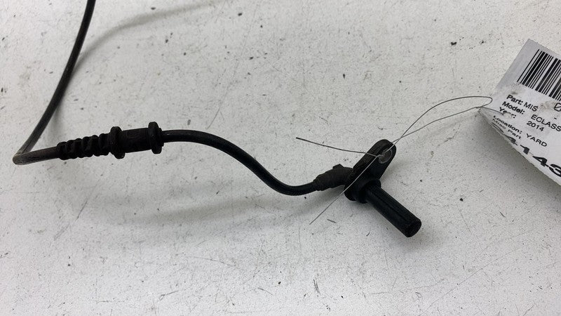 ⭕ 2013 2014  Mercedes E350 E-Class Left or Right ABS Wheel Speed Sensor Assembly