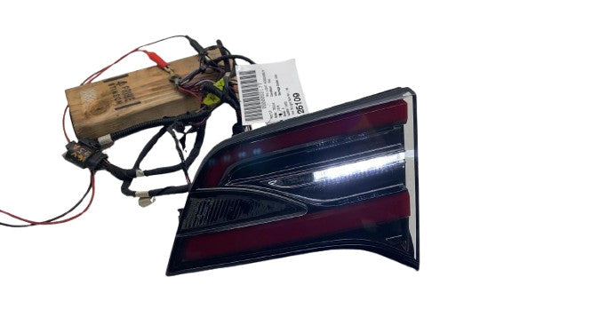 ⭕ 2016-2022 Tesla Model X Rear Right Inner Taillight Led Tail Lamp 1034337-00-A