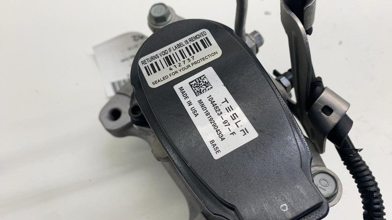 ⭕ 17-25 Tesla Model 3 M3 Rear Left Caliper w/ Brake Hose Line BASE 104