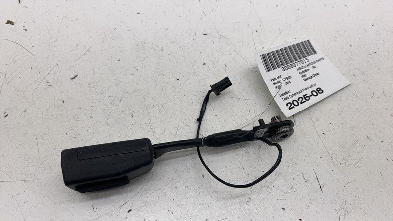 ⭕2024 Tesla Cybertruck Front Left or Right Seatbelt Buckle Assembly 18