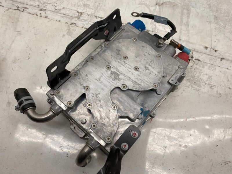 ⭕ 12-15 Tesla Model S Front High Voltage HV Distribution Junction Box Assembly