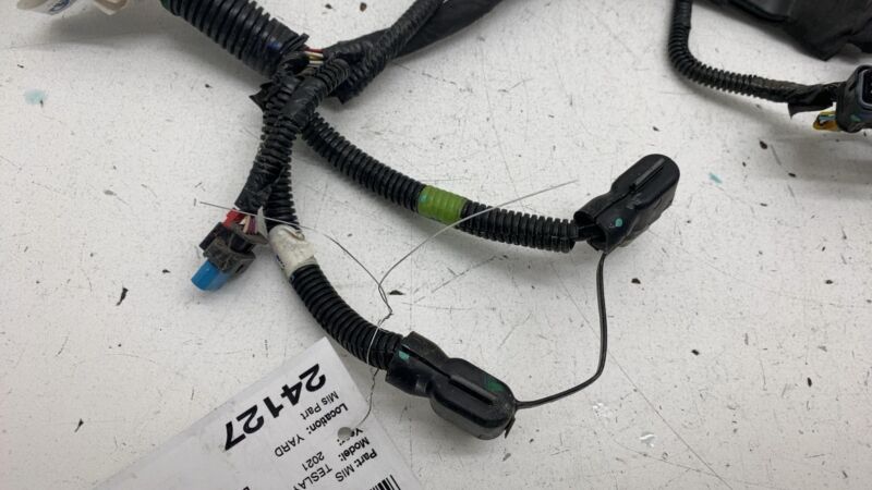 206876700B 17-23 Model 3 Y Heat Pump Thermal SubWiring Harness Cable Wire Loom 2068767-00-B