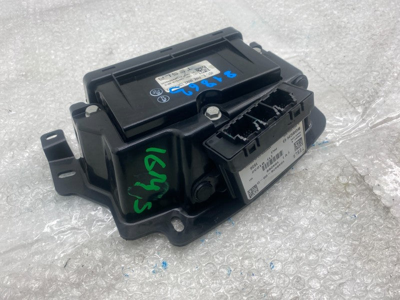 104847600D ⭕ 16-20 Tesla Model S ECU Park Assist + Park Brake Control Module 1048476-00-D