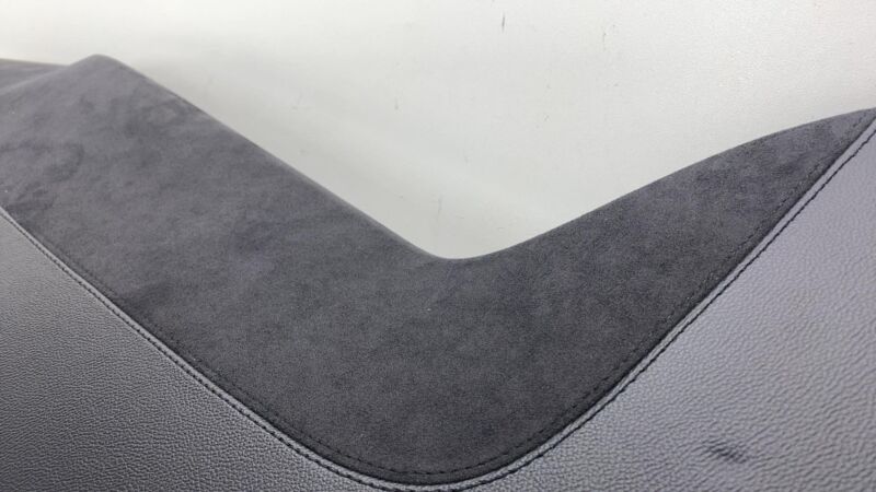 1002254-07-G 2012-2015 Tesla Model S Dashboard Instrument Panel Dash Top Pad Cover Assembly