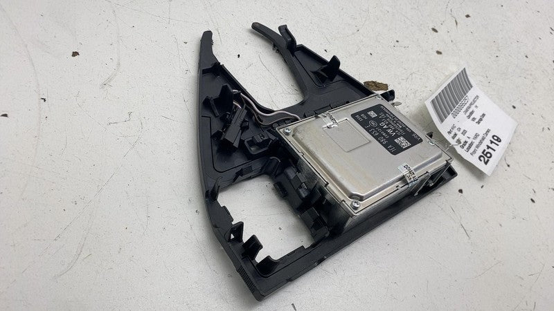 Camera/projector VOLKSWAGEN ID4 25