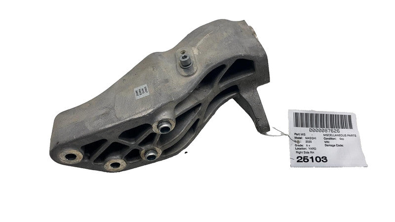 ⭕2014-2020 Maserati Ghibli Right Side Engine Mount Mounting Bracket OEM C8135110