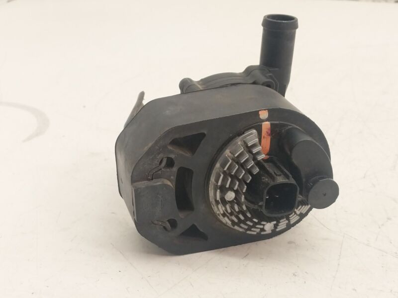 2012 2013 2014 2015 Tesla Model S Auxiliary Electric Water Cooling Pump Assy OEM