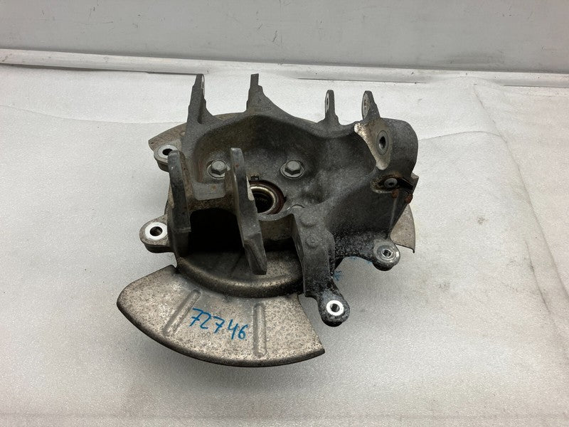 600643300A 16-20 Model S Rear Right Spindle Knuckle w/ Dust Shield & Wheel Hub 6006433-00-A