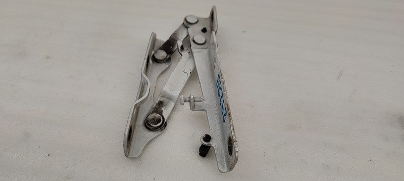 ⭕ 2012-2015 Tesla Model S Rear Driver Side Bonnet Hood Hinge Closure A