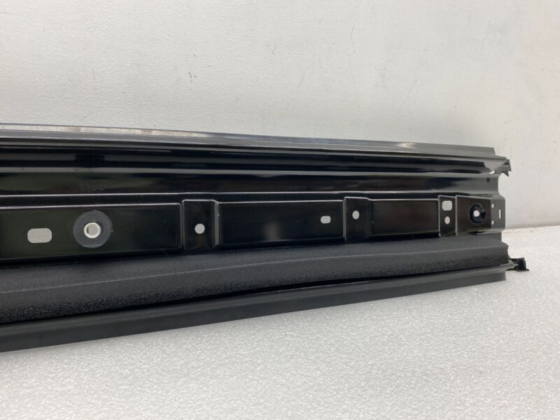 ⭕ 12-20 Tesla Model S B-Pillar Bow Roof Panoramic Panel Reinforcement Assembly