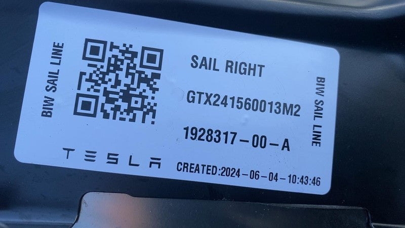 1928317-00-A ⭕2024 Tesla Cybertruck Rear Passenger Outer Bed Side Quarter Panel Closure Right