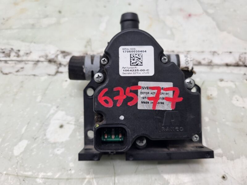 2015-2020 Tesla Model X Coolant Pump Cooling Valve Actuator 3-Way 106422500C OEM