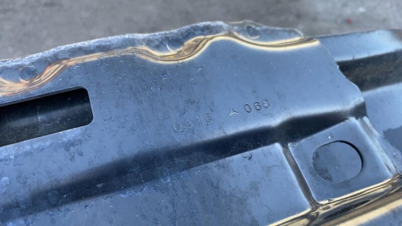 2016-2019 Mercedes-Benz GLE350 Rear Bumper Reinforcement Impact Bar Beam Rebar