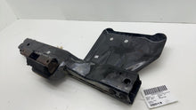 ⭕ 14-18 Silverado 1500 Automatic Transmission Support Crossmember w/ Bracket OEM